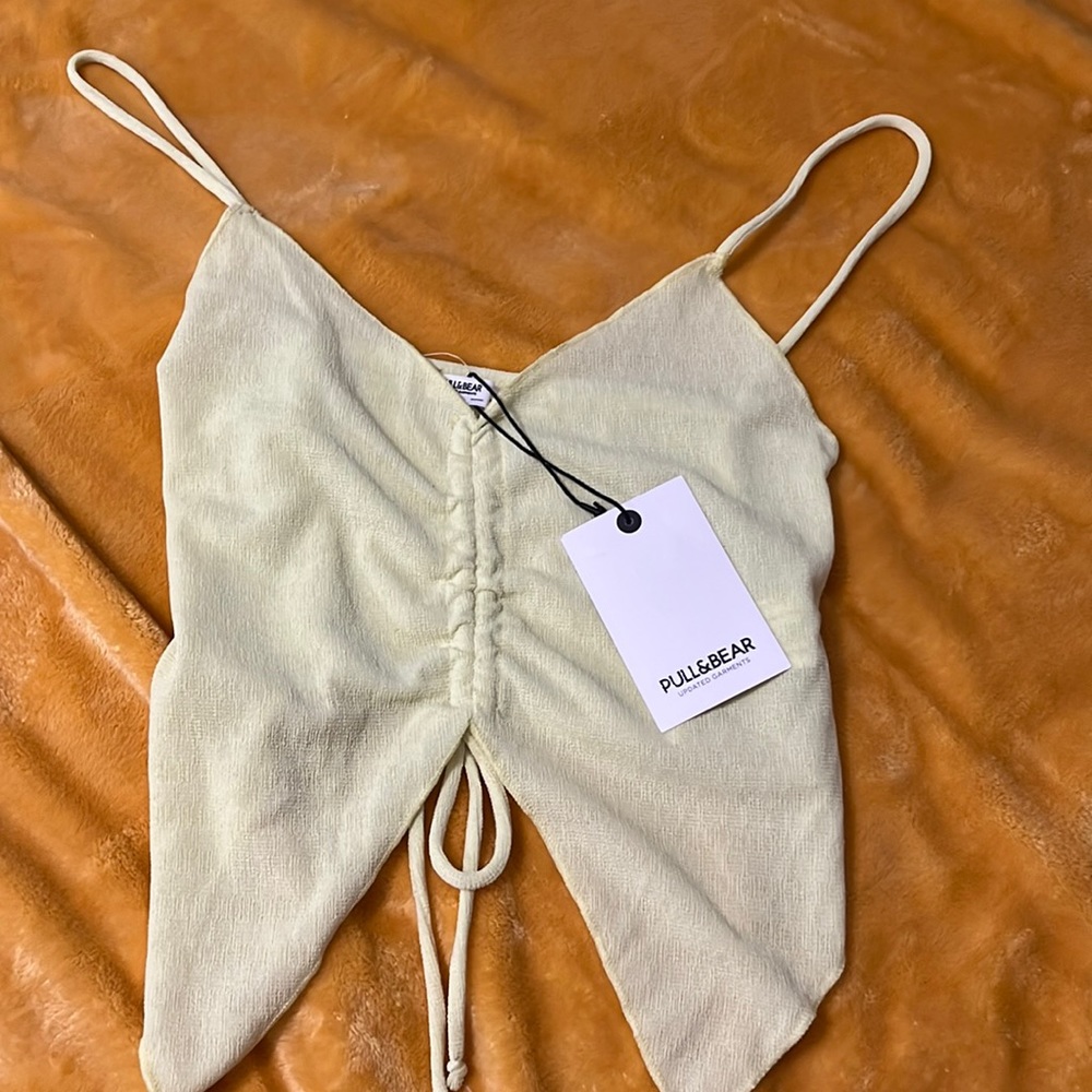 Pull & Bear yellow shirt